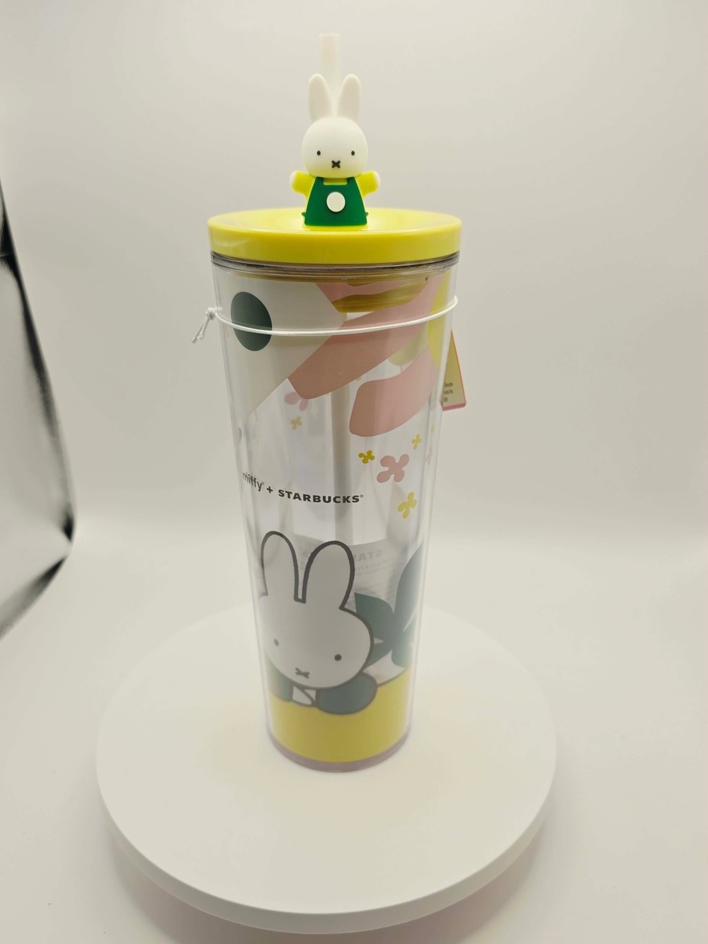 Exclusive Starbucks Miffy Plastic Tumbler Cup w/ Lid & Straw, Fast Shipping!